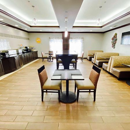 La Quinta By Wyndham Tupelo Hotell Eksteriør bilde